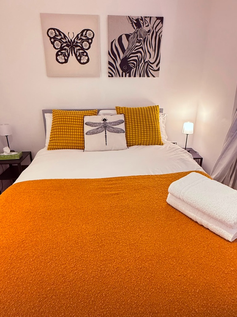 Designer Accent Bed Styling